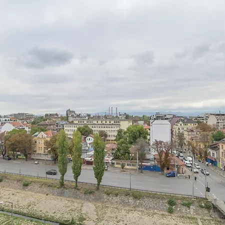 One-bedroom Maisonette With Spacious Terrace By Flat Mаnager *