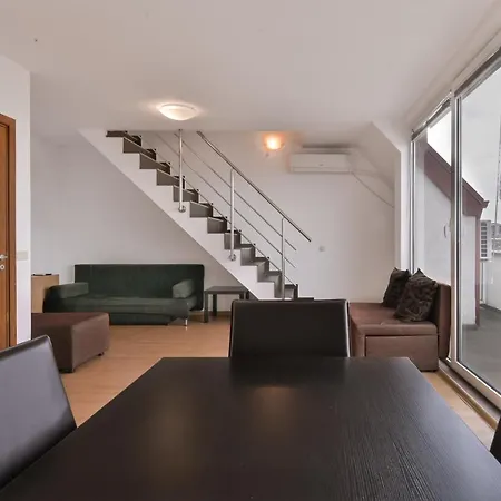 One-bedroom Maisonette With Spacious Terrace By Flat Mаnager Apartment