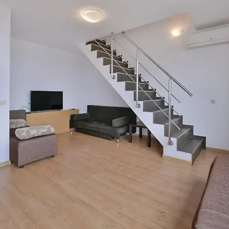 One-bedroom Maisonette With Spacious Terrace By Flat Mаnager Apartment Sofia