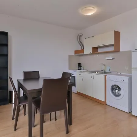 One-bedroom Maisonette With Spacious Terrace By Flat Mаnager Appartement