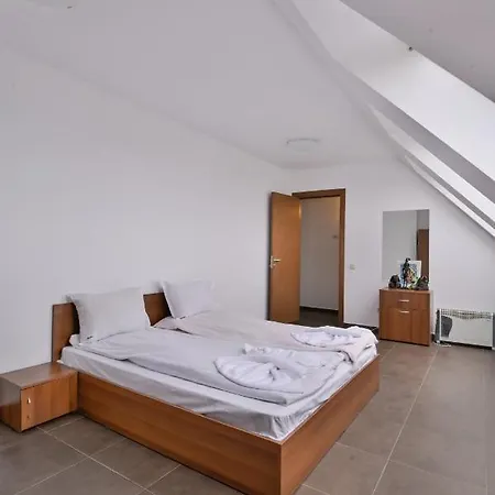 One-bedroom Maisonette With Spacious Terrace By Flat Mаnager Apartament *
